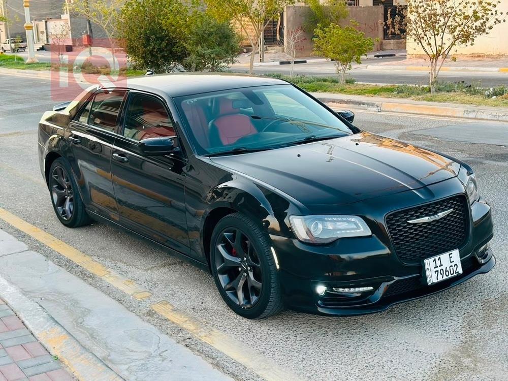كرايسلر 300
